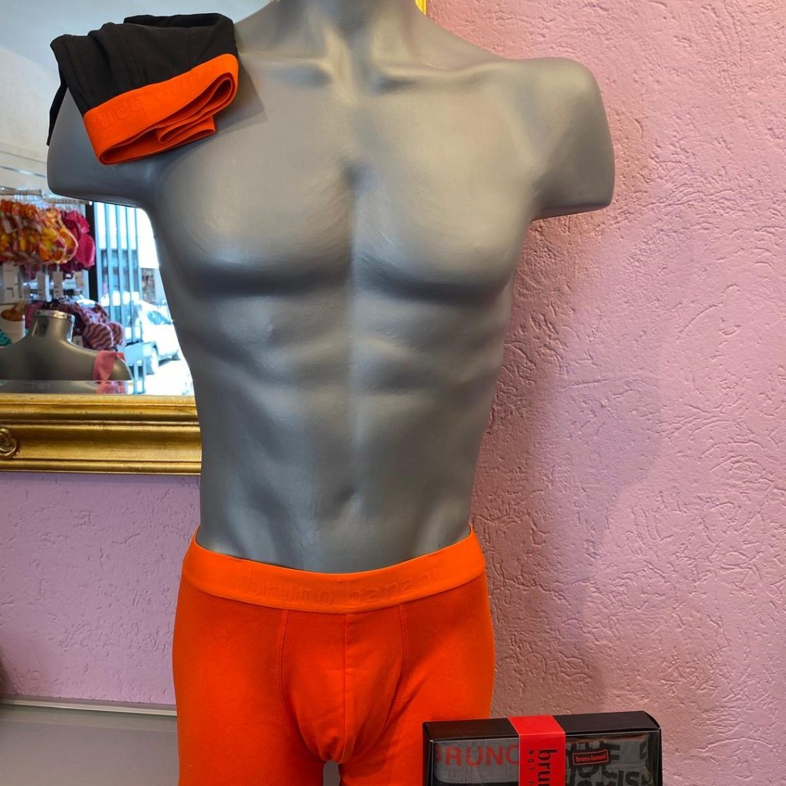 Hochwertige, bequeme, bunte Herrenunterwäsche, bei Madame Dessous in Aichach